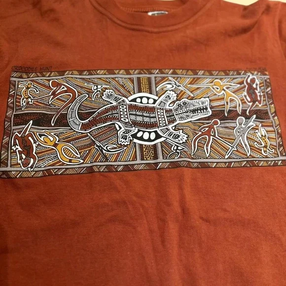 Crocodile Hunt [Rust] - Aboriginal Design T-Shirt [size: Small] - Picture 3 of 6